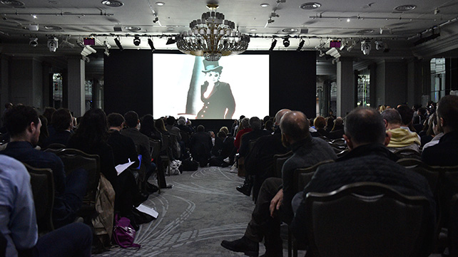 2620_pirelli_calendar_hereweare_desktop_g_04